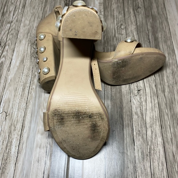 Agaci Pearl studded heels - Picture 3 of 4